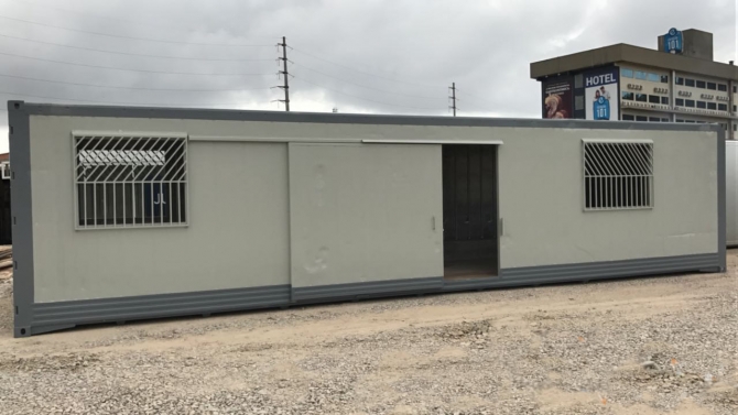 Container Escrit&oacute;rio Porta de Correr